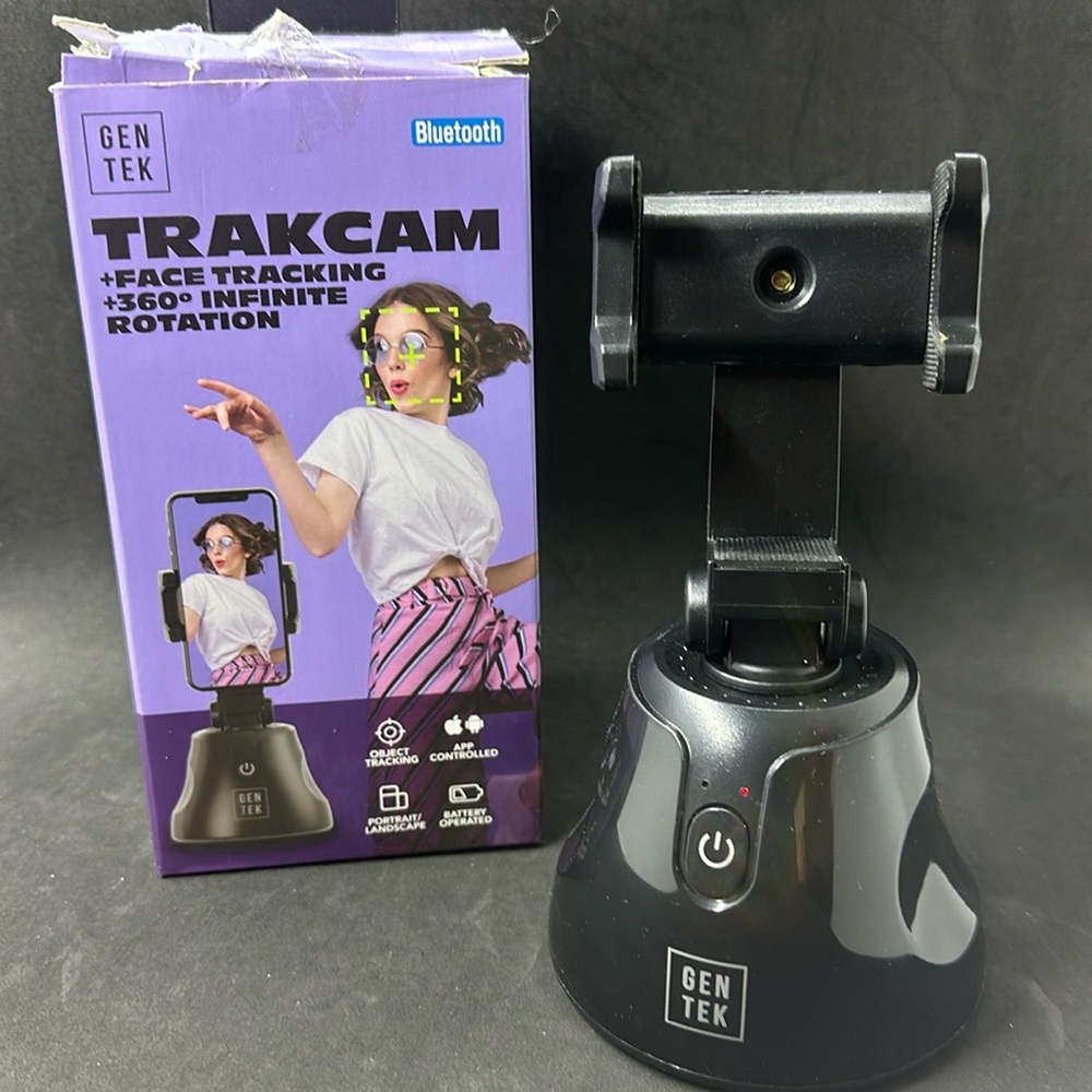 Trackcam face tracking for social media